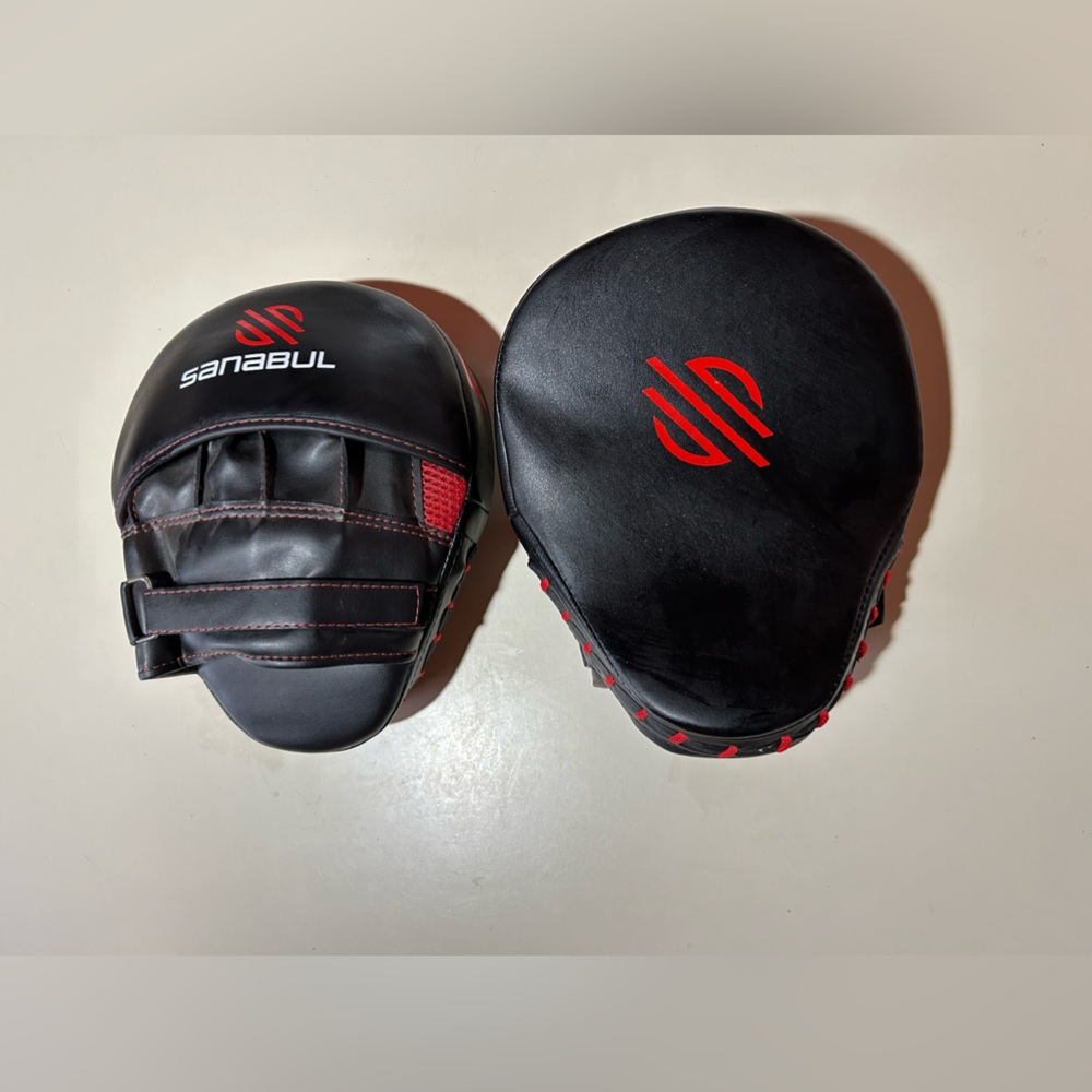 Brand new- never been used Boxing focus pads.